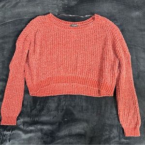 Pinkish/red sweater